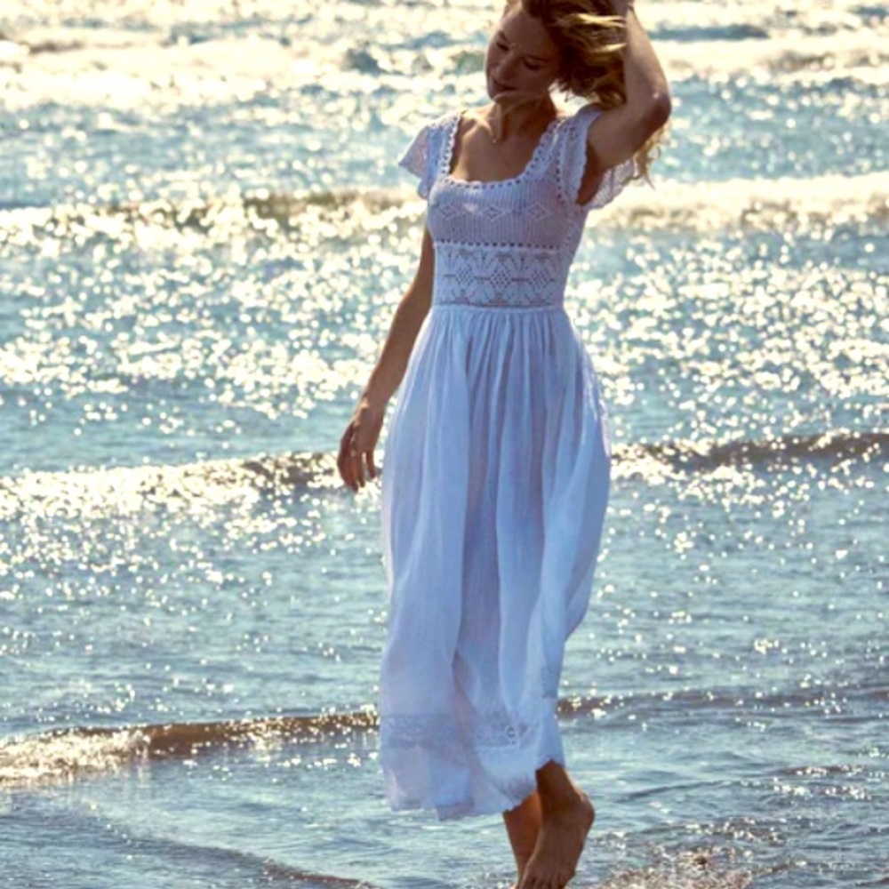 ISO doen modeira dress XS